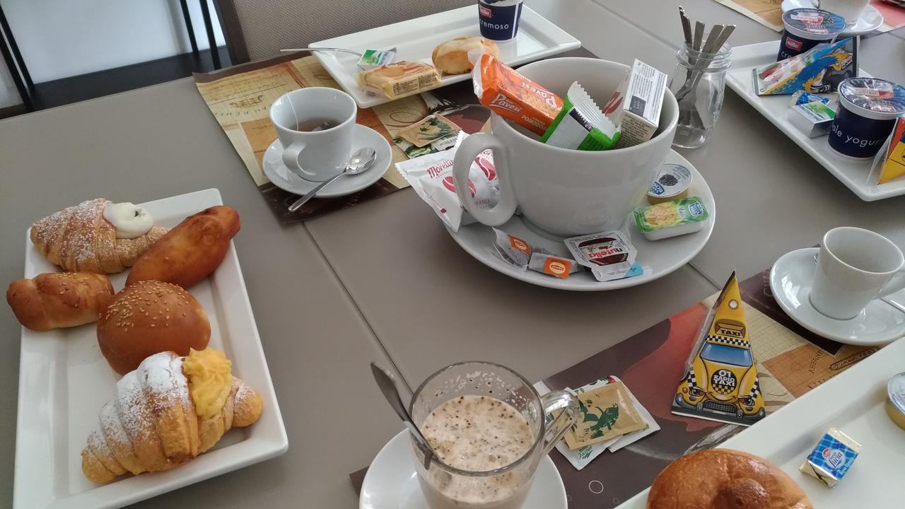 パレルモ Beautiful Life Bed & Breakfast エクステリア 写真